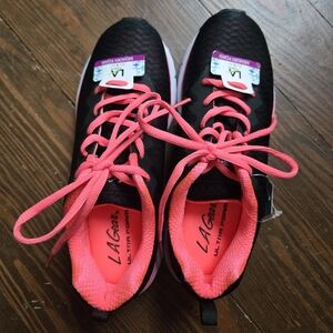 NWT LA Gear Live Active Memory Foam Sneakers Hot Pink And Black